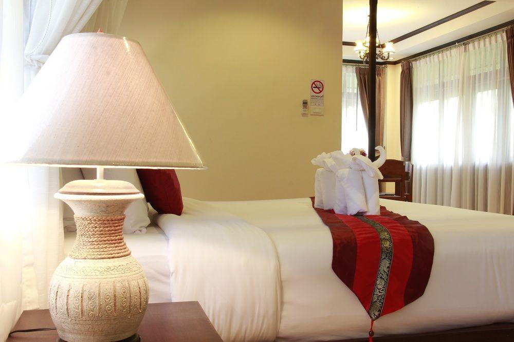 Ratchapruek Lanna Boutique Hotel Chiang Mai Exterior foto